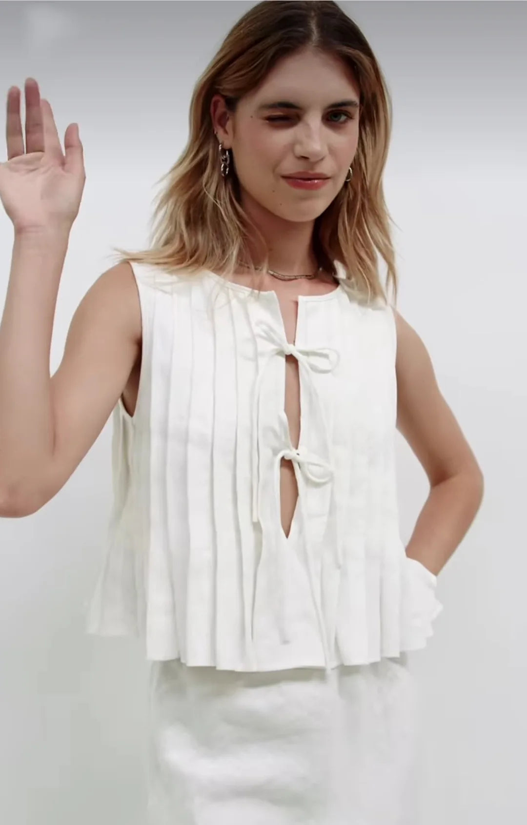 Tossy White Bandage Ribbed Tank Top Shirts For Women Hollow Out Sleeveless Slim Summer Fashion Vest Women's Lace-Up Vest Y2k Top