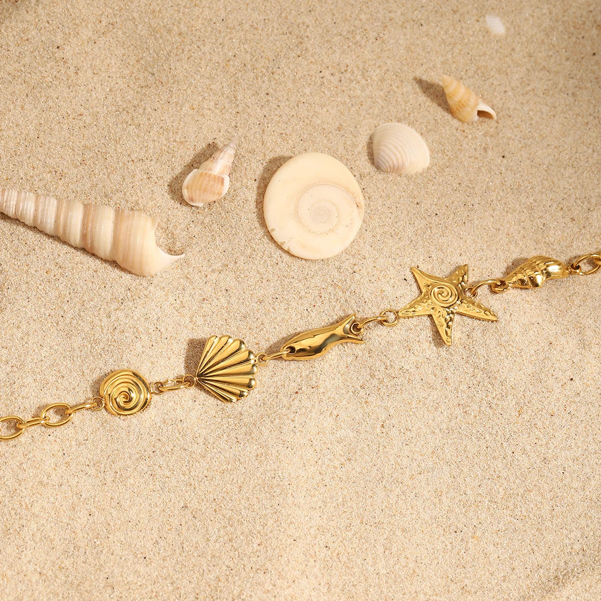 Zora Summer Beach Women's Starfish Clavicle Necklace Ocean Elements 18K Gold-plated Stainless Steel Waterproof Jewelry