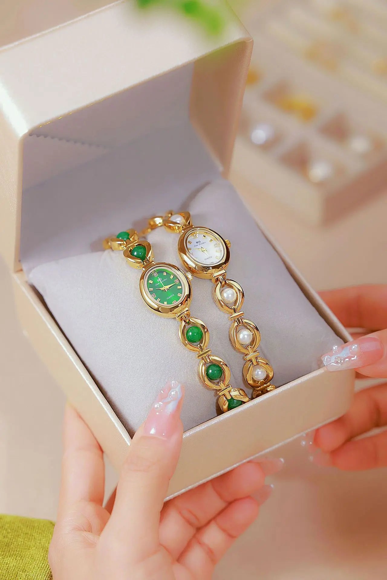 Bee Sister New Luxury Brand Women Wrist Watches Small Green Classic Stainless Steel Reloj De Mujer Fashion Watch for Ladies