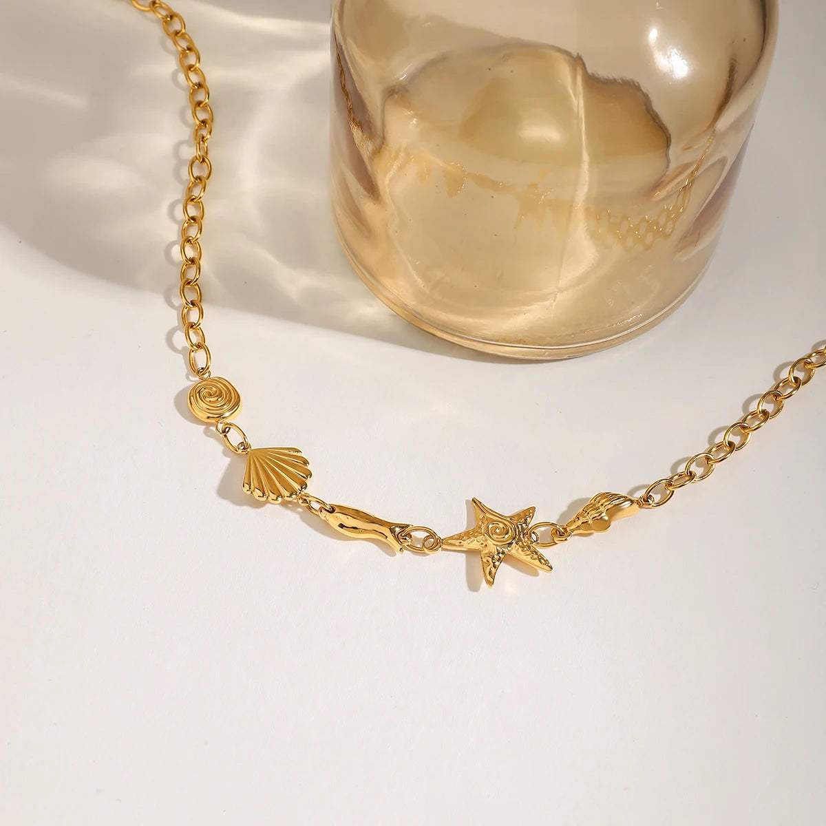 Zora Summer Beach Women's Starfish Clavicle Necklace Ocean Elements 18K Gold-plated Stainless Steel Waterproof Jewelry