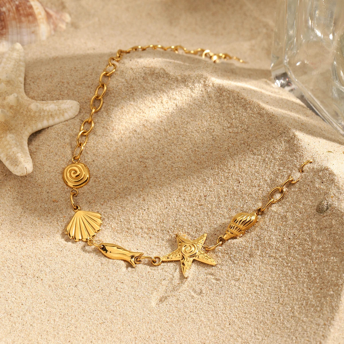 Zora Summer Beach Women's Starfish Clavicle Necklace Ocean Elements 18K Gold-plated Stainless Steel Waterproof Jewelry