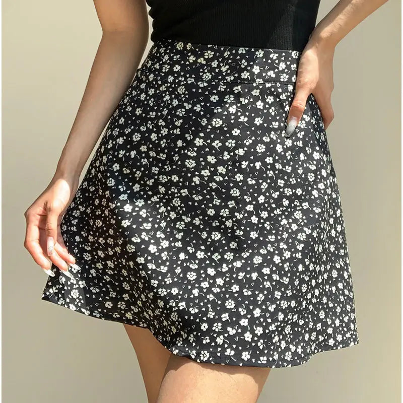 Retro French Girl Floral Skirt Summer Large Size High Waist Long Legs A-line Skirt Popular Vacation Short Skirt Umbrella Skirt