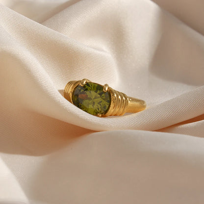 Strong Prong Setting Oval Cutt 3A Zircon Shiny Green Red Black White Stone Ring Stainless Steel 18K Gold Plated Rings For Women